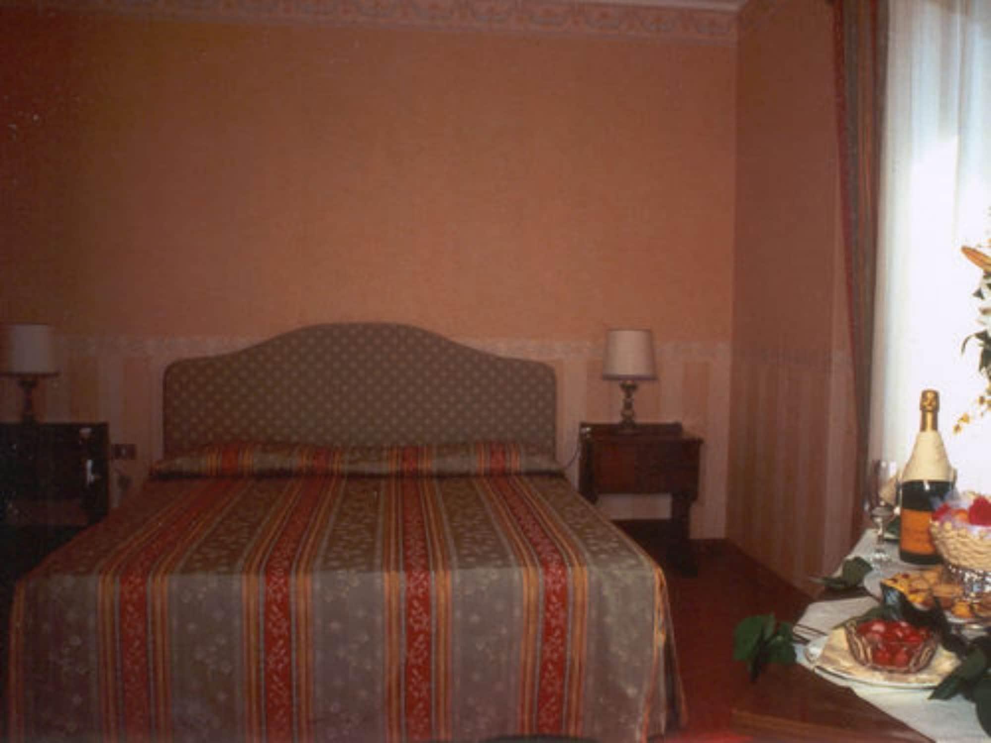 Royal Sporting Hotel ポルトヴェーネレ エクステリア 写真