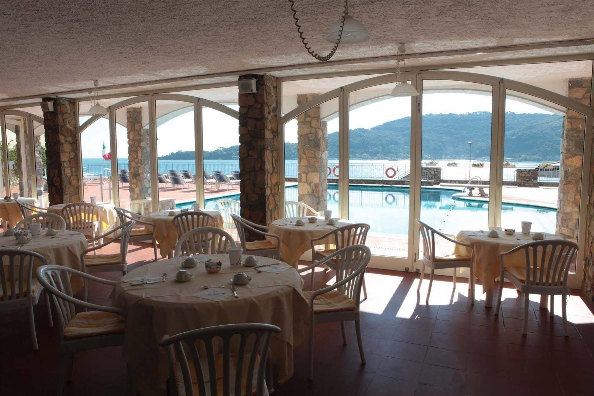 Royal Sporting Hotel ポルトヴェーネレ エクステリア 写真